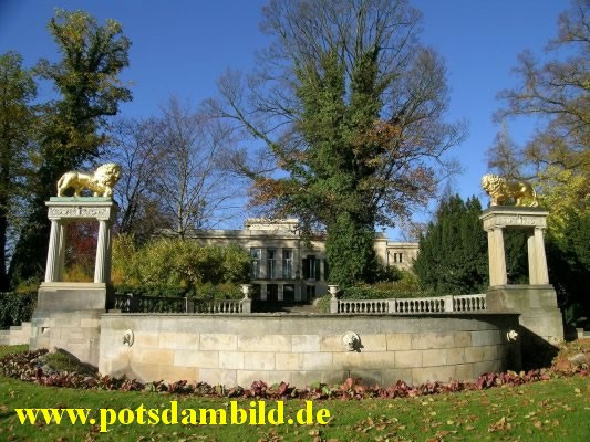 035 - Lwenbrunnen - Schloss Glienicke