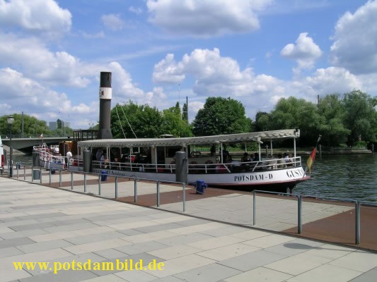 Das gute alte Dampfschiff "Gustav"