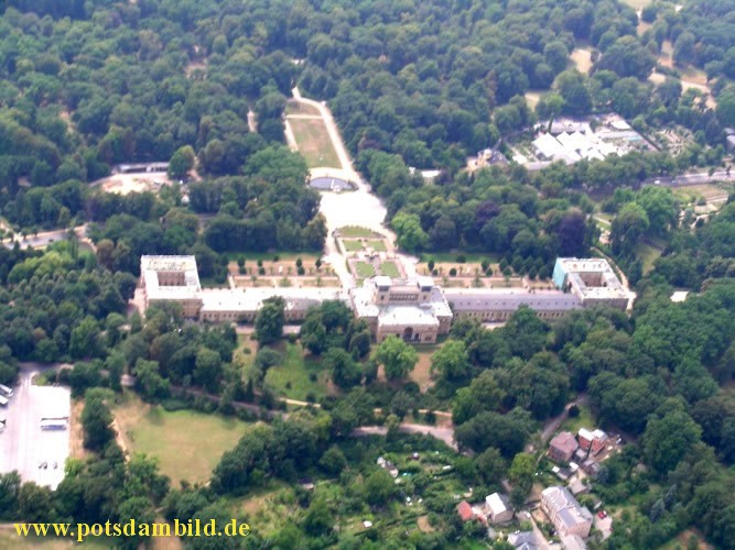 Die Orangerie von hinten