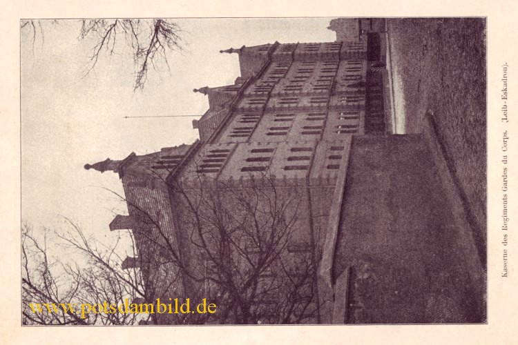 Stadtschloss und Lustgarten - Kaserne des Regimentes Gardes du Corps 