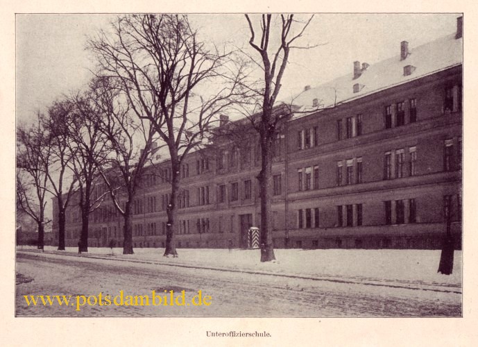 Vor dem Jgerthor Potsdam - Unteroffizierschule