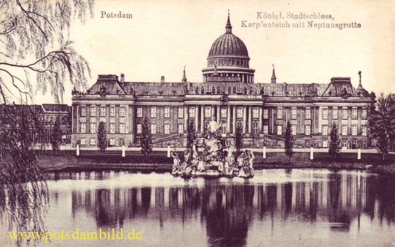 Karpfenteich mit Neptungruppe - Stadtschloss Potsdam